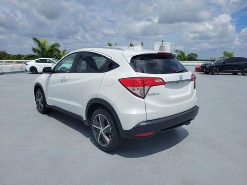 Platinum White 2022 Honda HR-V EX