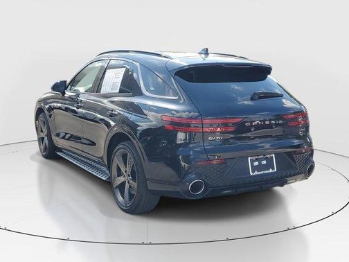 2023 Genesis GV70 2.5T