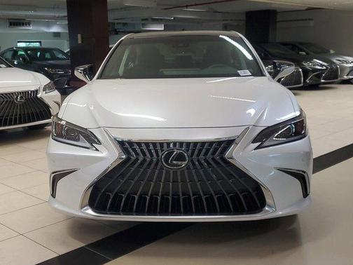 2025 Lexus ES 350 Base