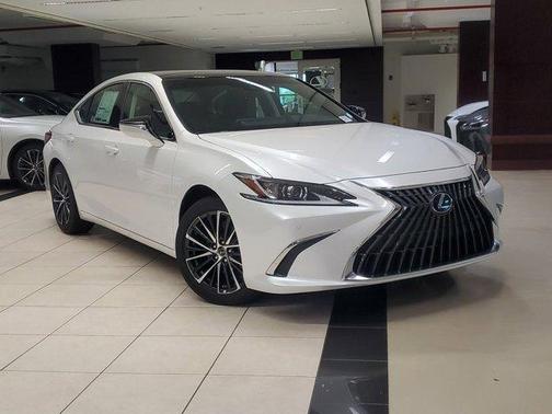 2025 Lexus ES 350 Base
