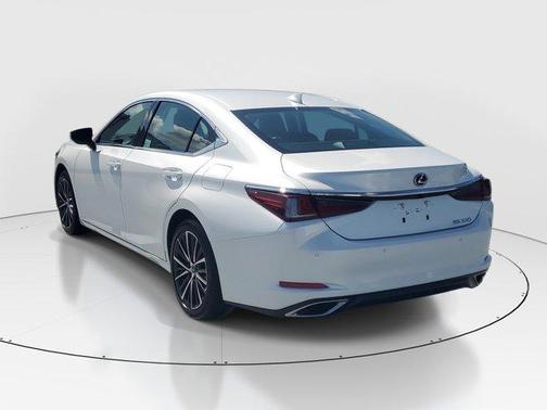 White Pearl 2025 Lexus ES 350