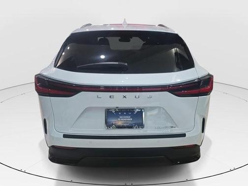 2026 Lexus NX 450h+ Luxury