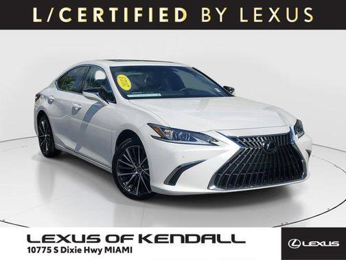 Pearl 2023 Lexus ES 300h