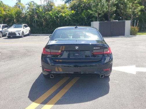 Jet Black 2020 BMW 330 i