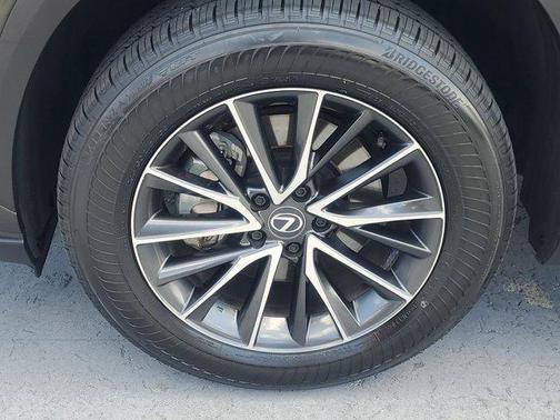 2024 Lexus NX 250 Premium