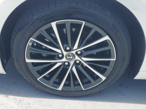 2024 Lexus ES 350
