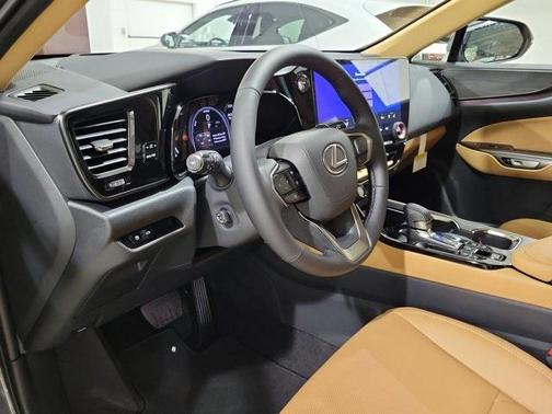 2026 Lexus NX 450h+ Luxury