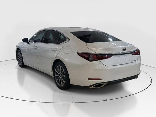 2023 Lexus ES 350 Base