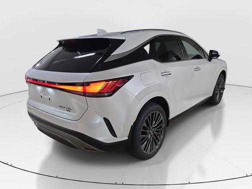 2025 Lexus RX 450h+ Luxury