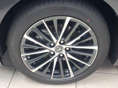 2025 Lexus ES 350 Base