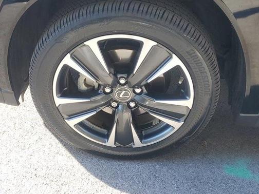 2023 Lexus UX 250h Premium