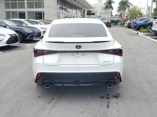2024 Lexus IS 350 