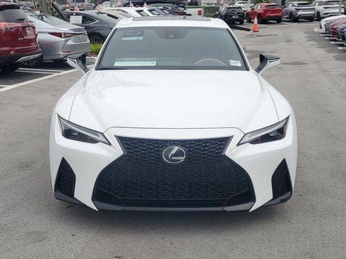 2024 Lexus IS 350 