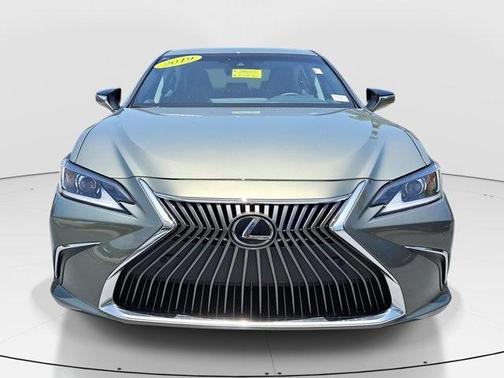 2019 Lexus ES 350