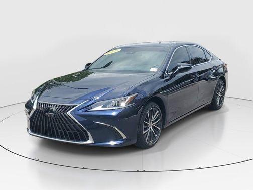 Mica 2025 Lexus ES 300h Base