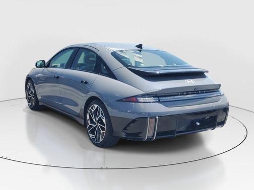 2025 Hyundai IONIQ 6 Limited