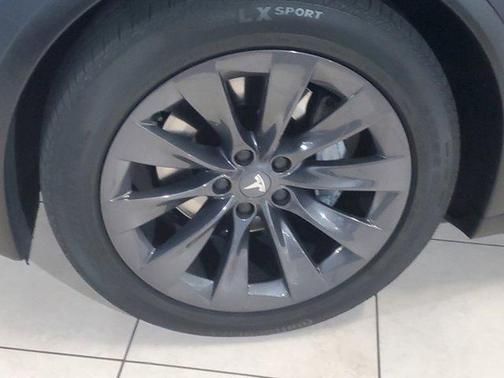 2019 Tesla Model X 