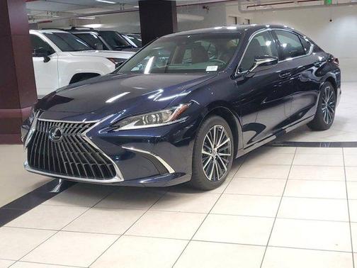 2025 Lexus ES 350 Base