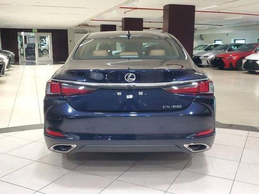 2025 Lexus ES 350 Base