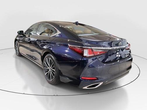 2025 Lexus ES 350