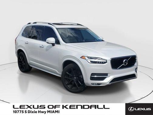 2019 Volvo XC90 T5 Momentum
