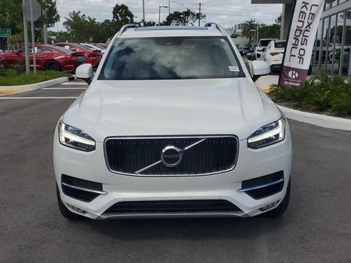 2019 Volvo XC90 T5 Momentum