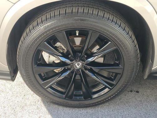 2023 Lexus NX 350 F SPORT Handling