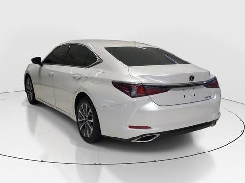 2022 Lexus ES 350 Base