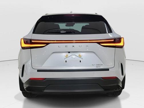 2025 Lexus NX 350h Base