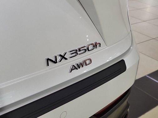 2025 Lexus NX 350h Base