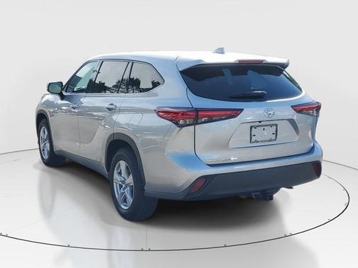 2021 Toyota Highlander L