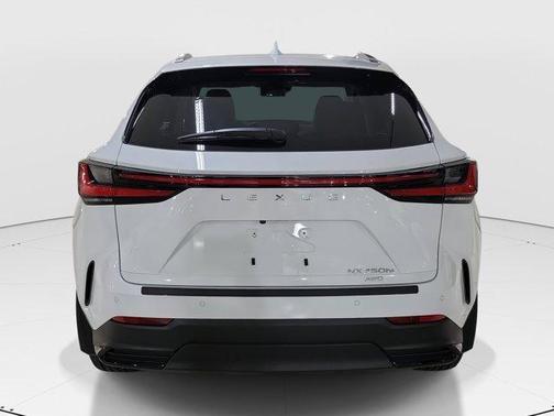 2026 Lexus NX 450h+ Luxury