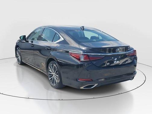 2022 Lexus ES 350 Base