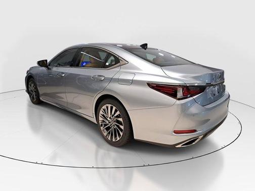 2025 Lexus ES 350 Ultra Luxury