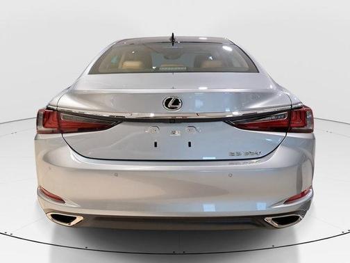 2025 Lexus ES 350 Ultra Luxury