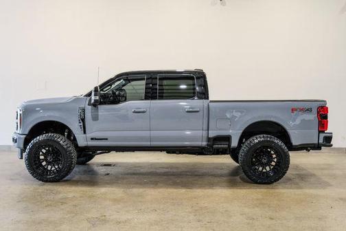 Glacier Gray Metallic Tri-Coat 2026 Ford F-250 Platinum