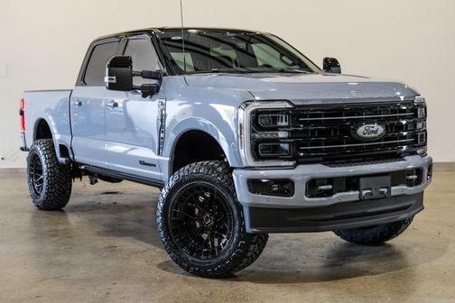 Glacier Gray Metallic Tri-Coat 2026 Ford F-250 Platinum