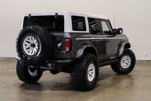 2025 Ford Bronco Heritage Edition