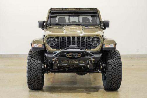 2025 Jeep Gladiator Nighthawk