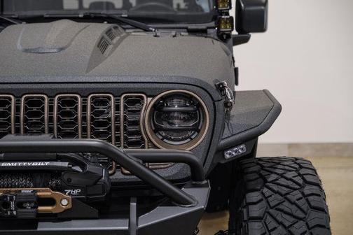 2025 Jeep Gladiator Nighthawk