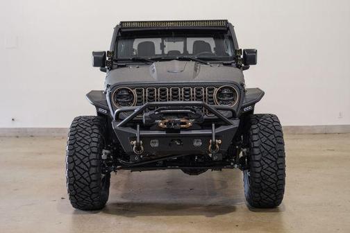 2025 Jeep Gladiator Nighthawk