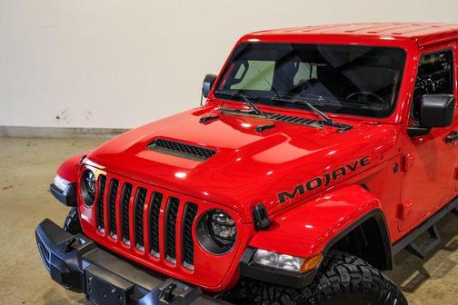 2021 Jeep Gladiator Mojave 4X4 LIFTED,HTD LTH, FUEL WHEELS , NITTO 14K