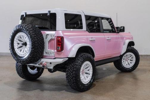 2025 Ford Bronco Heritage Edition