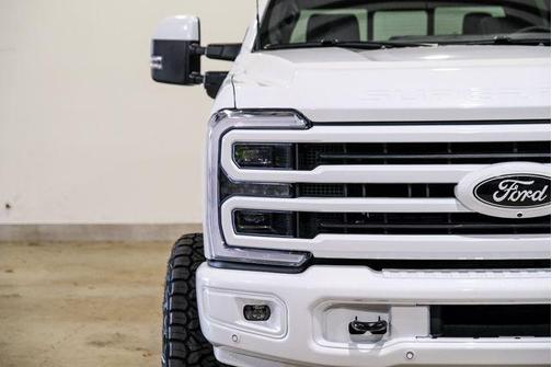 2026 Ford F-250 Platinum