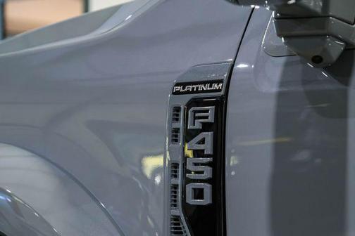 2026 Ford F-450 Platinum