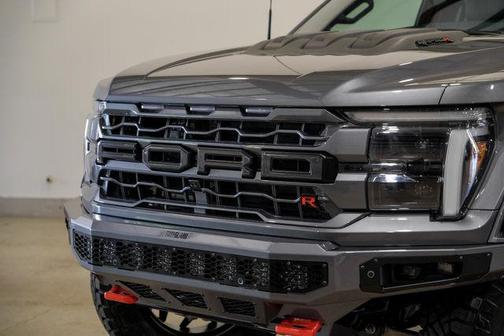 2025 Ford F-150 Raptor R