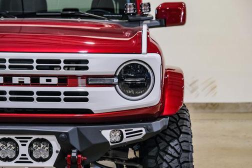 2025 Ford Bronco Heritage Edition