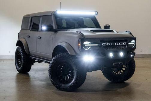 Gray 2022 Ford Bronco Wildtrak