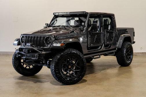 2025 Jeep Gladiator Nighthawk