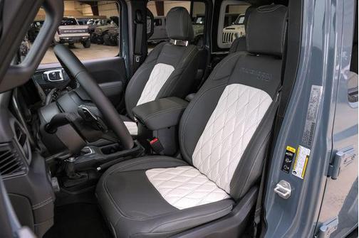 2024 Jeep Wrangler Rubicon 392